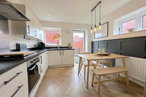3 bedroom end of terrace house for sale, Bernard Hall Avenue, Wolverhampton WV11