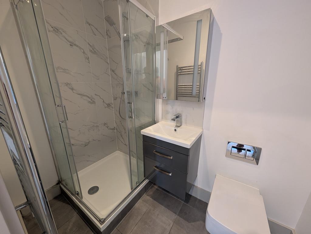 Bathroom 4