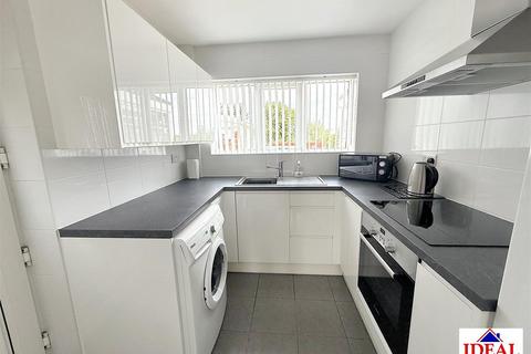 20 Cheriton Avenue, Adwick Le Street, Doncaster, DN6 7BW