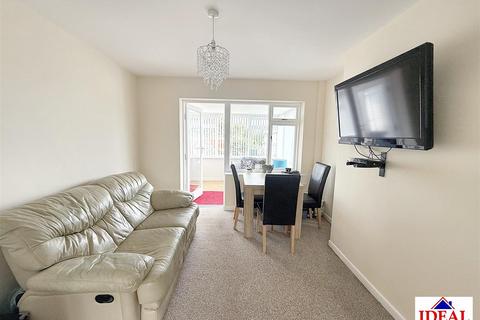 20 Cheriton Avenue, Adwick Le Street, Doncaster, DN6 7BW
