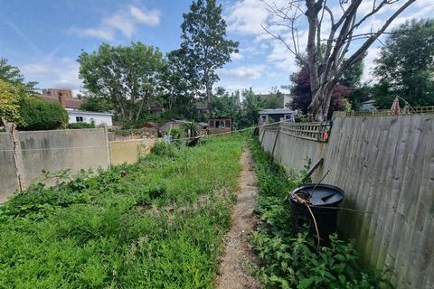 39 Midhurst Avenue, Croydon, CR0 3PS