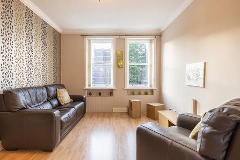 2 bedroom flat to rent, Restalrig Road South, Edinburgh EH7