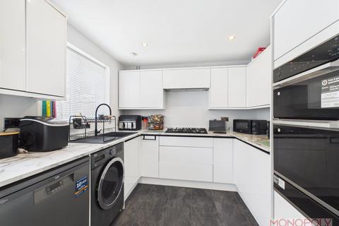 3 bedroom semi-detached house for sale, Goodwick Drive, Wrexham