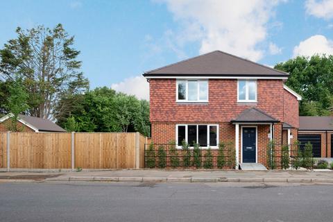 Cottimore Lane, Walton on Thames, KT12