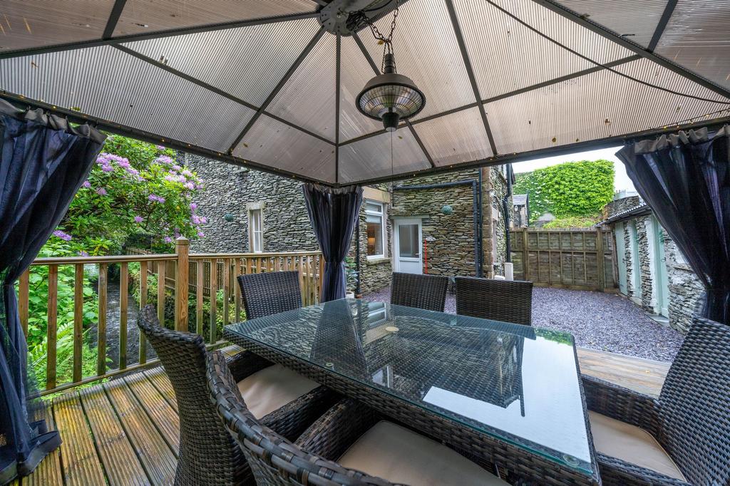 Decked area over beck