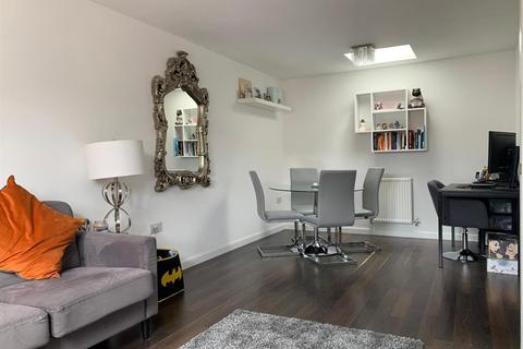 2 bedroom detached house for sale, Enstone Close, Swindon SN2