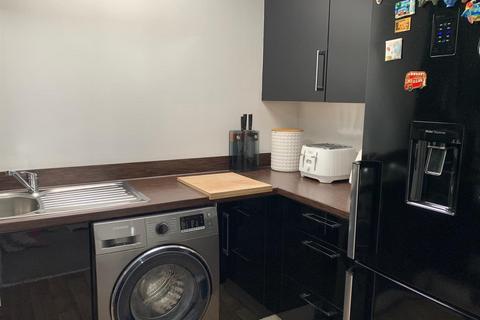 2 bedroom detached house for sale, Enstone Close, Swindon SN2