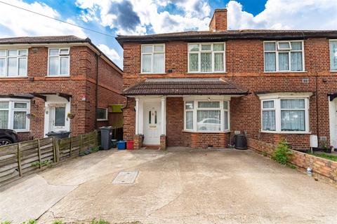 10 Colwyn Crescent, Hounslow, TW3 4AW