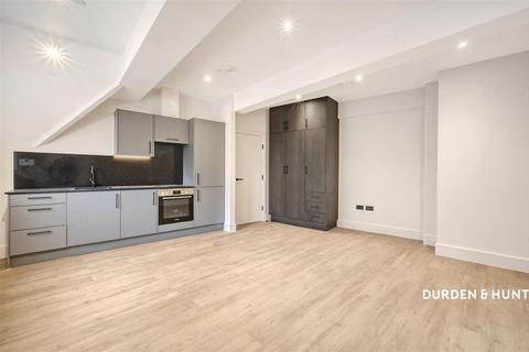 Studio to rent, 2 St. Johns Street, Colchester CO2