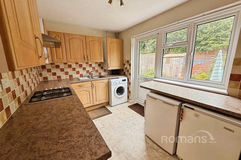 14 Beecham Berry, Basingstoke, RG22 4PB