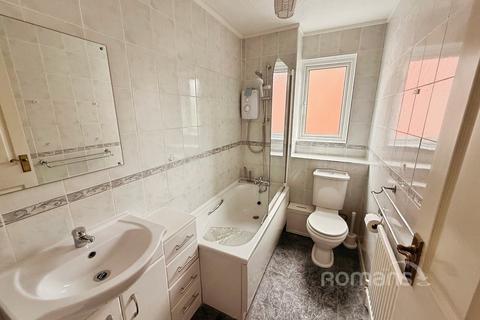 14 Beecham Berry, Basingstoke, RG22 4PB