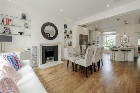 3 bedroom maisonette for sale, Abingdon Road, London, W8