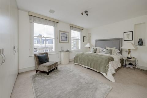 3 bedroom maisonette for sale, Abingdon Road, London, W8