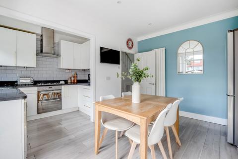 45 Beverley Road, New Malden, KT3 4AW
