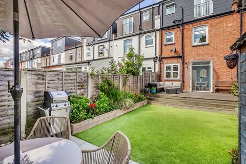 45 Beverley Road, New Malden, KT3 4AW
