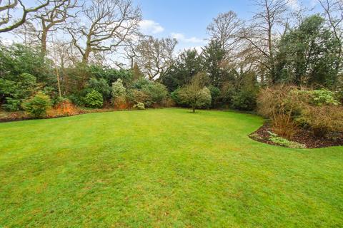 4 bedroom detached house for sale, Badgers Wood, Farnham Common, Buckinghamshire, SL2