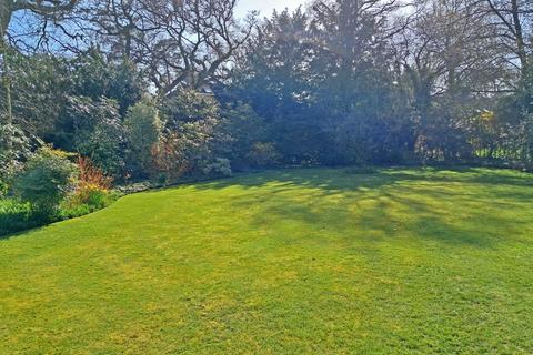 4 bedroom detached house for sale, Badgers Wood, Farnham Common, Buckinghamshire, SL2