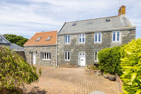3 bedroom detached house for sale, La Route Des Jenemies, St. Saviour, Guernsey