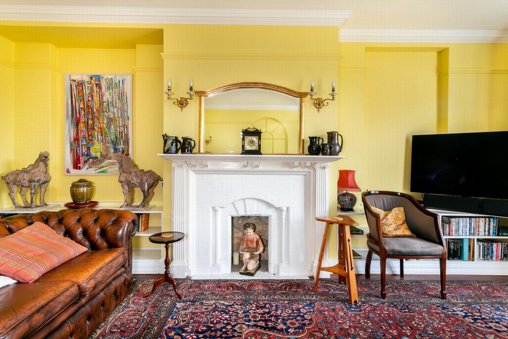Drawing room