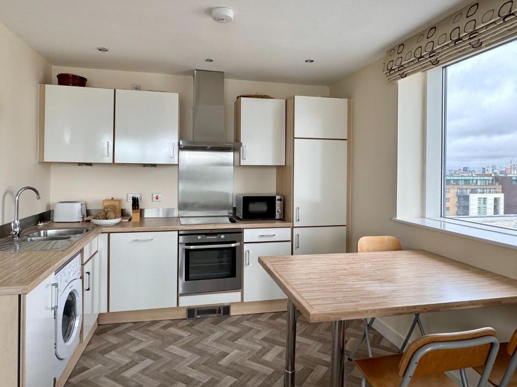 Living/dining/kitchen
