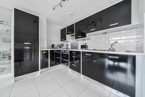 2 bedroom apartment for sale, Geoffrey Watling Way, Norwich, Norfolk