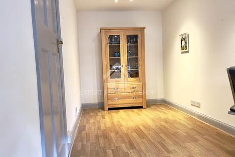 8 Borkwood Way, Orpington, BR6 9PD