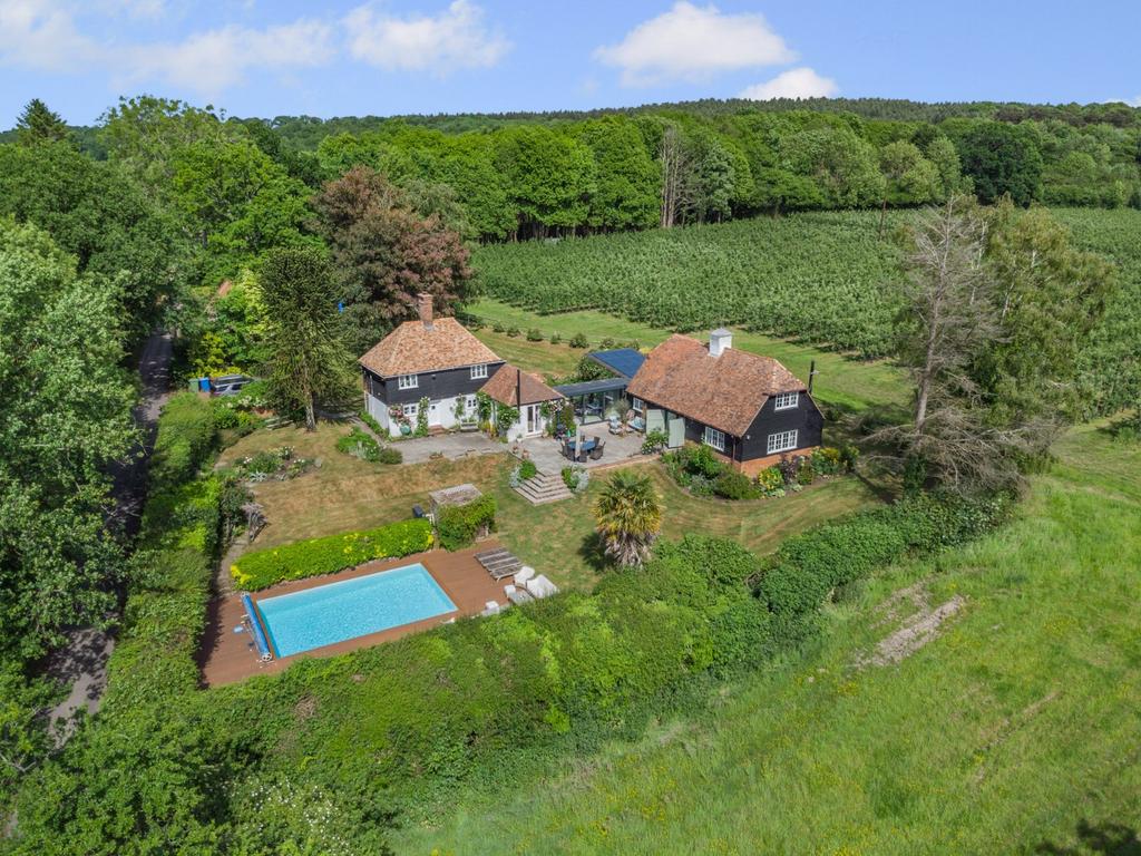 Jull Cottage