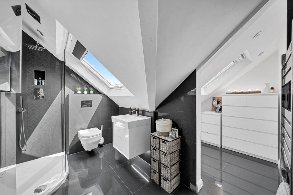 Ensuite