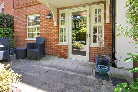 1 bedroom retirement property for sale, Wickham, Hampshire