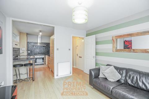 Flat 1, 16 Clockmill Lane, Edinburgh, EH8 8HY