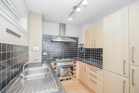 Flat 1, 16 Clockmill Lane, Edinburgh, EH8 8HY