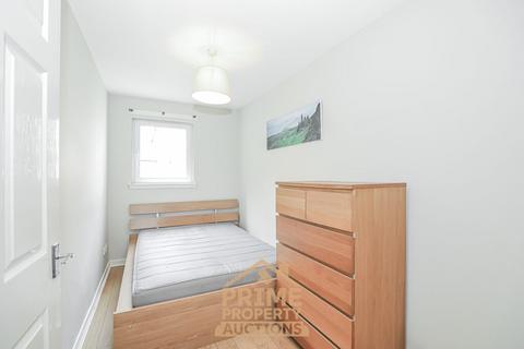 Flat 1, 16 Clockmill Lane, Edinburgh, EH8 8HY