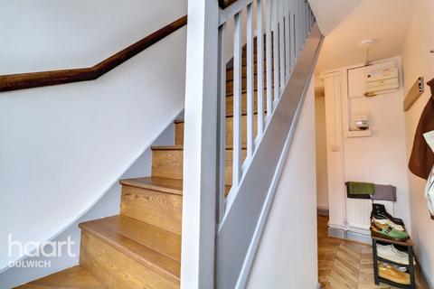 2 bedroom flat for sale, East Dulwich Estate, London