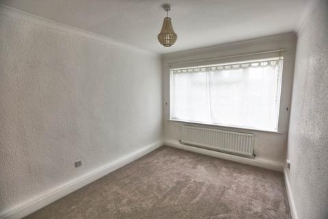 1 bedroom flat to rent, St Mawes Court, Fallibrome Road