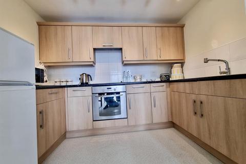 1 bedroom flat for sale, London Road, Croydon