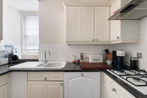 2 bedroom apartment for sale, Palace Court, London, W2