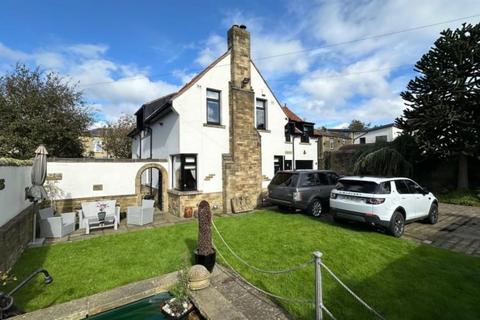 5 bedroom detached house for sale, Elbow Lane, Bradford, BD2