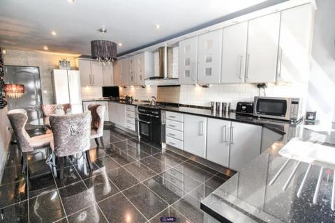 5 bedroom detached house for sale, Elbow Lane, Bradford, BD2