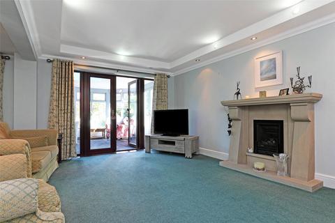 16 Carlton Croft, Wakefield, WF2 6DA