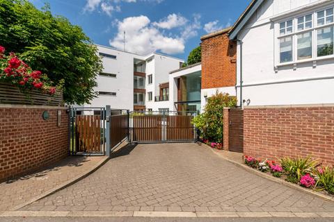 Sheen Road, Richmond, TW9