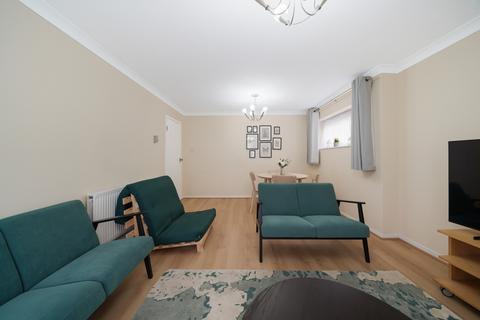 2 bedroom flat for sale, Lulworth Avenue, Wembley, HA9