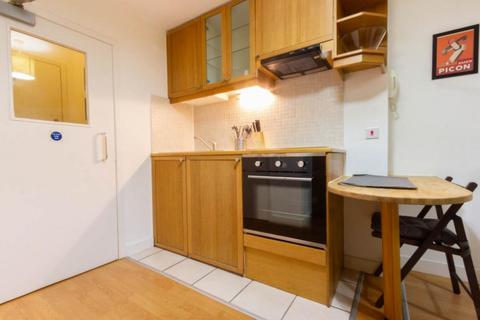 undefined, Pimlico, London SW1V