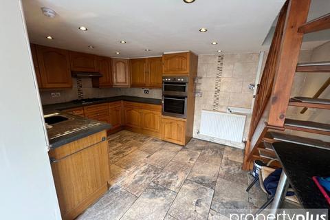 undefined, William Street, Pentre, Rhondda Cynon Taff, CF41