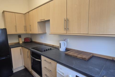 2 bedroom flat to rent, Baxter Street, Aberdeen AB11