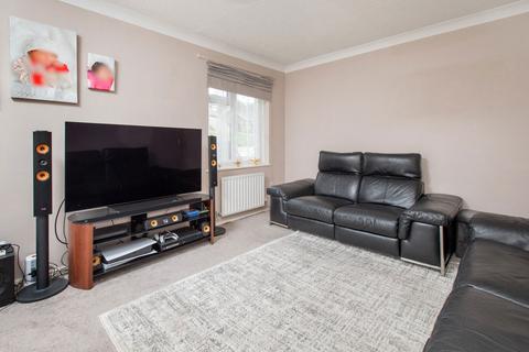 3 bedroom detached house for sale, Malvern Close, Kettering NN16