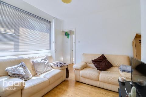 2 bedroom terraced house for sale, St Andrews Street, Lincoln