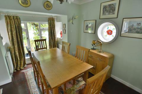 2 bedroom bungalow for sale, Quarry Close, Colehill, BH21 2NR