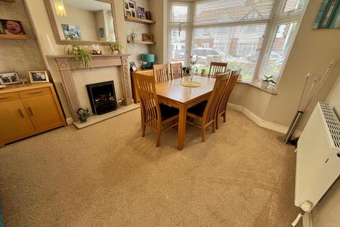 undefined, Felix Avenue, Luton, Bedfordshire, LU2 7LE