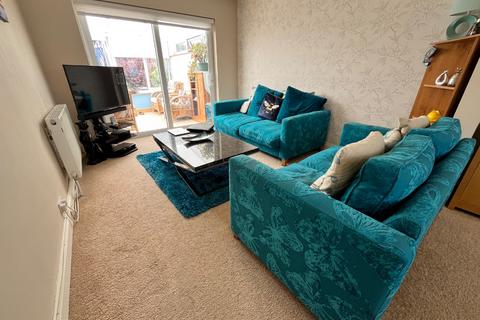 undefined, Felix Avenue, Luton, Bedfordshire, LU2 7LE