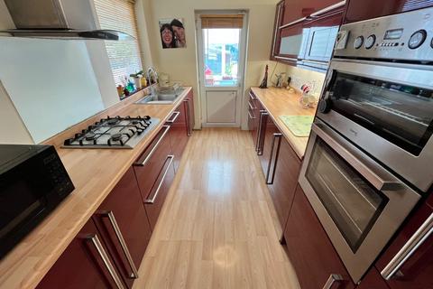 undefined, Felix Avenue, Luton, Bedfordshire, LU2 7LE